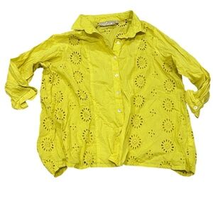 Women's UTSA Eyelet Yellow Button down floral shirt size S